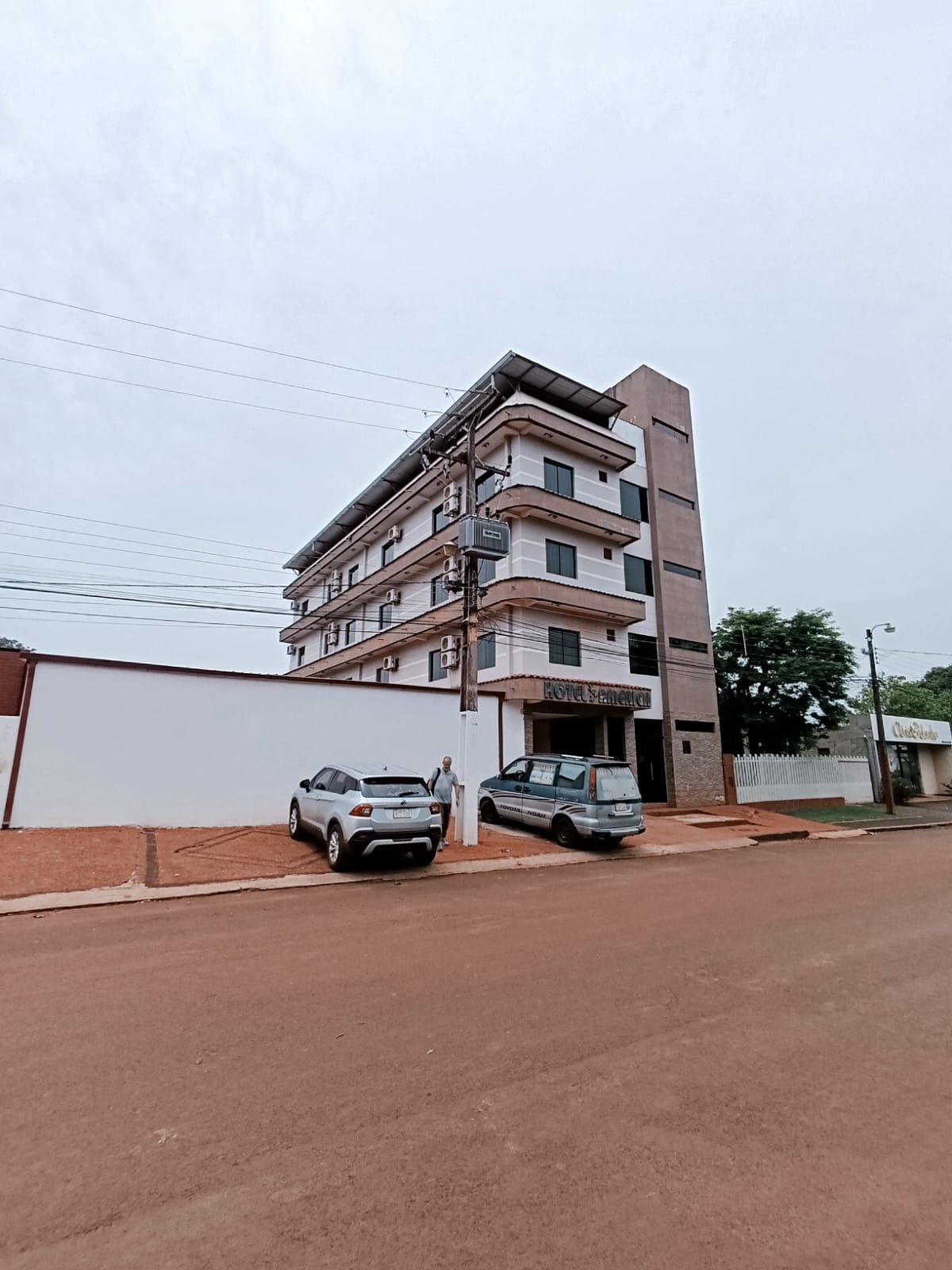 Hotel Familiar en Venta - Hernandarias Paraguay
