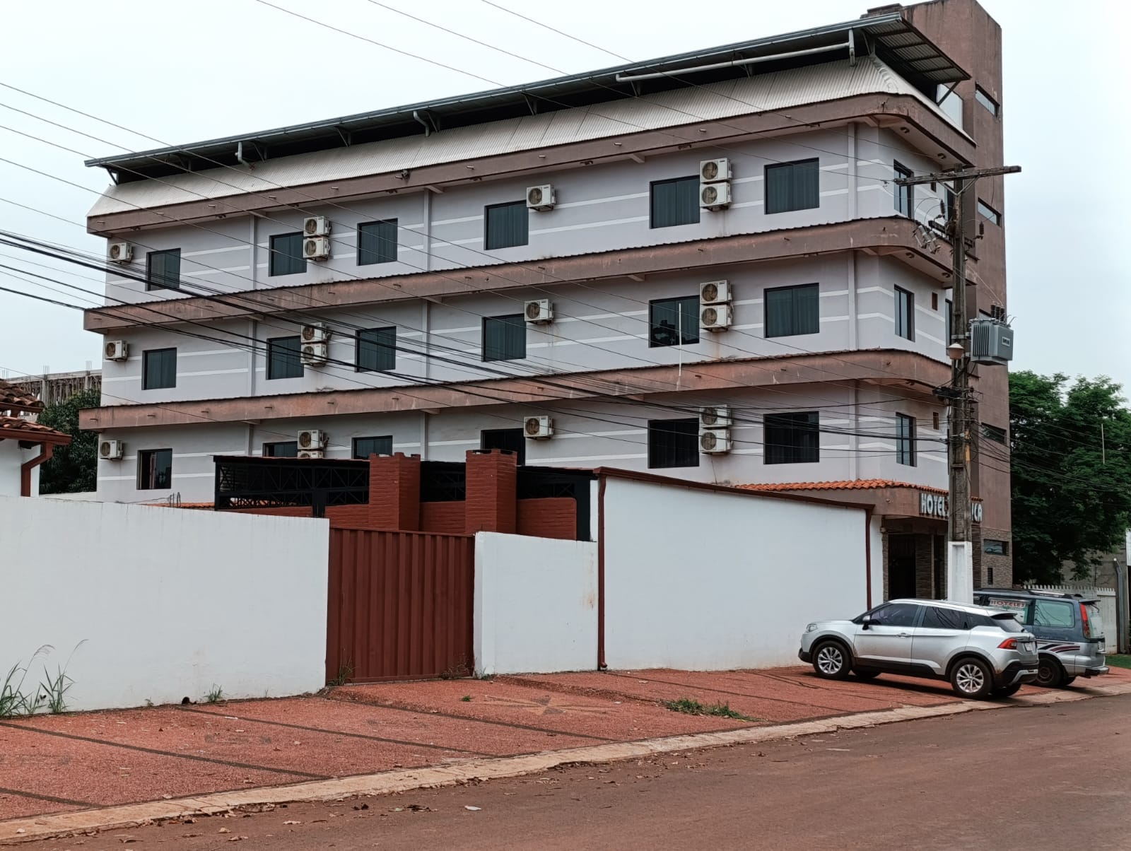 Hotel Familiar en Venta - Hernandarias Paraguay